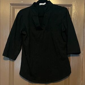 Black Split-Neck 3/4 Sleeve Top